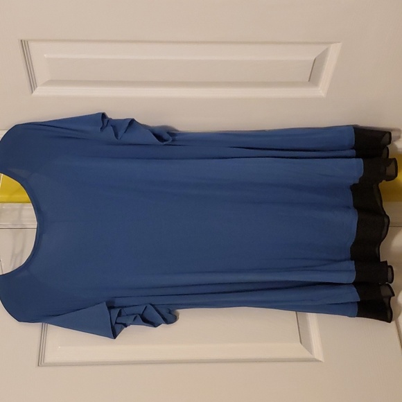 Nice tunic top - Picture 5 of 5